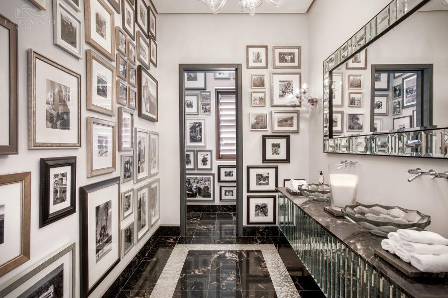 ZazenPowderRoom